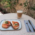 Fragile Boutique Hotel Ciutadella (Menorca)