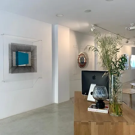 Ξενοδοχείο Fragile Boutique