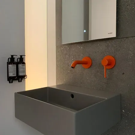 Fragile 4* ثيوداديلا