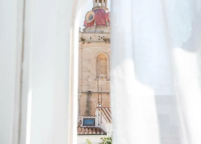 Fragile Boutique فندق