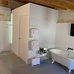 Fragile Boutique Hotel