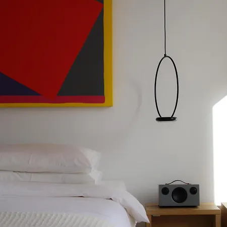 Fragile Boutique Hotel 4*