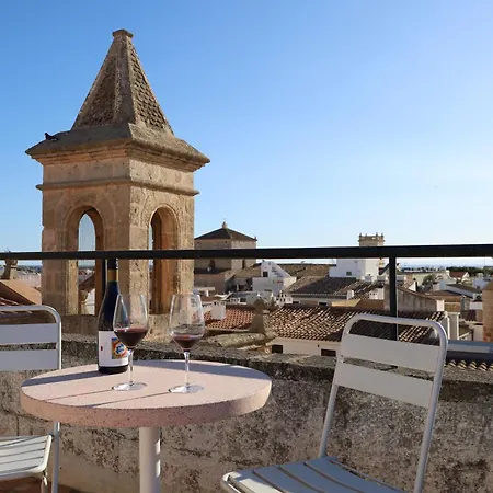 Fragile Boutique Hotel 4*