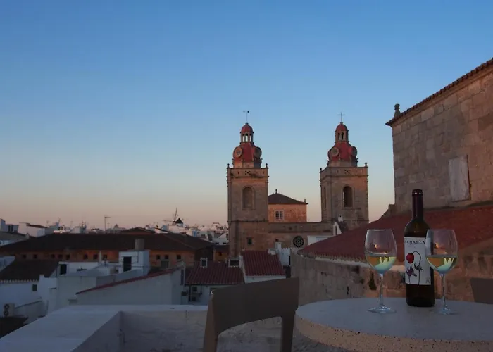 Fragile Boutique Hotel 4*