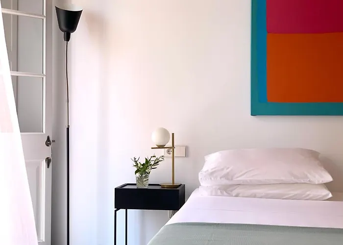 Fragile Boutique Hotel 4*